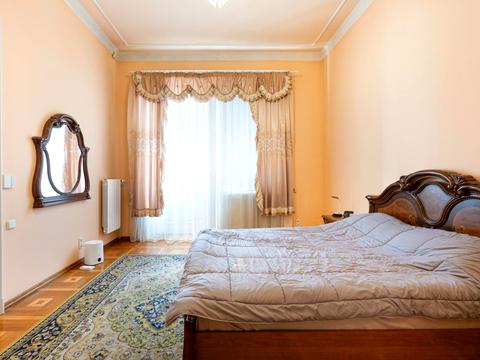 квартира по адресу Героев Майдана ул. (Гвардейская), 8