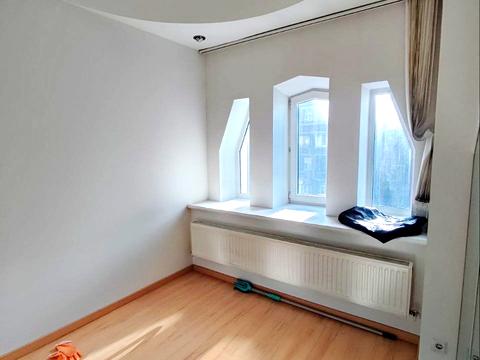 комерційна за адресою Богдана Хмельницького вул., 50