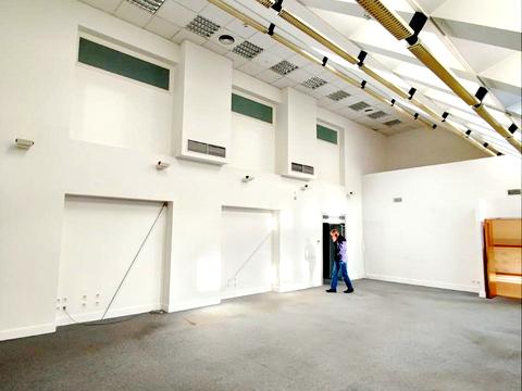 комерційна за адресою Богдана Хмельницького вул., 50