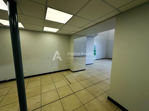 комерційна за адресою Тараса Шевченка бульв., 58