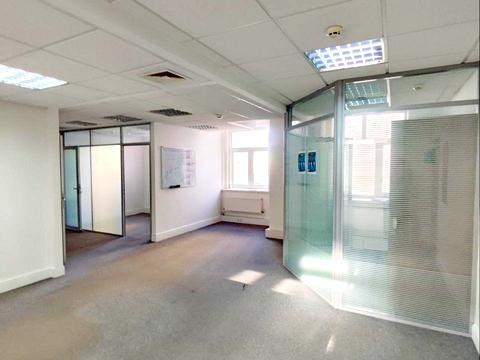 комерційна за адресою Богдана Хмельницького вул., 50