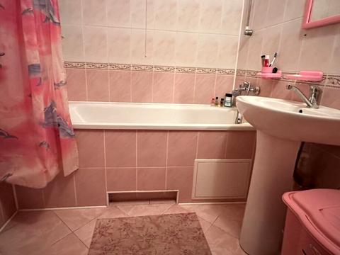 квартира за адресою Довженка вул., 1