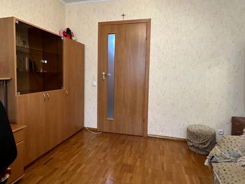 квартира за адресою Довженка вул., 1