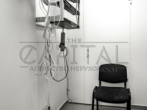 комерційна за адресою Спаська вул., 5