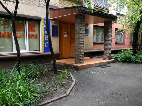 комерційна за адресою Михайла Бойчука вул. (Кіквідзе), 18-А