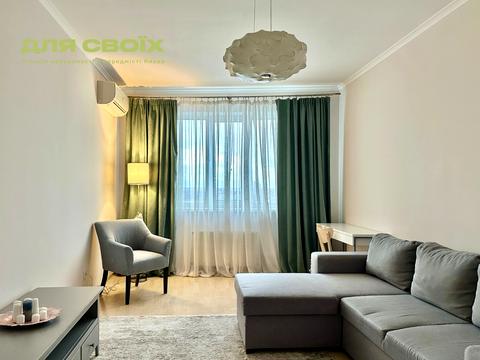 квартира по адресу Героев Полка "Азов ул. (Малиновского маршала), 8