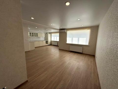 квартира за адресою Парусна вул. (Героїв Сталінграду), 1г