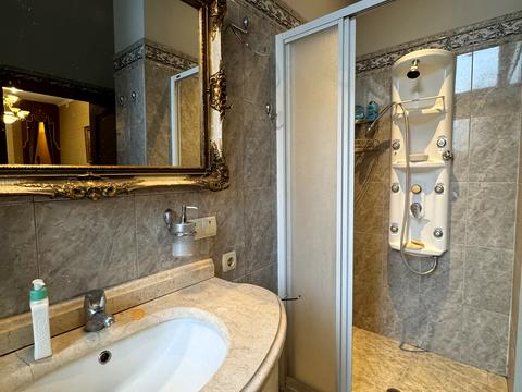 квартира за адресою Заньковецької вул., 6