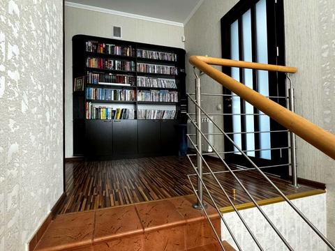 будинок за адресою Бориса Джонсона вул.