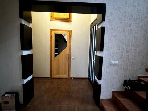 будинок за адресою Бориса Джонсона вул.