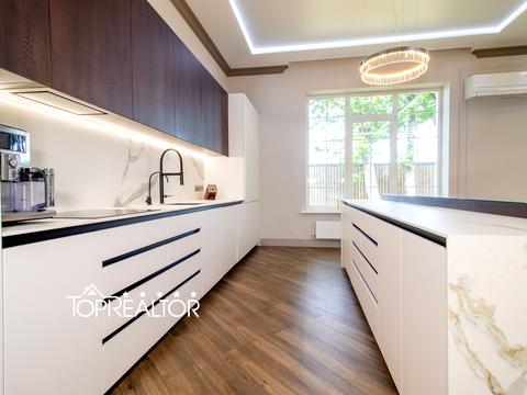 будинок за адресою Лісна