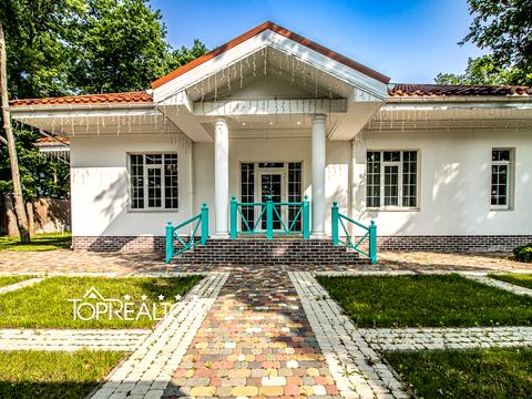 будинок за адресою Лісна