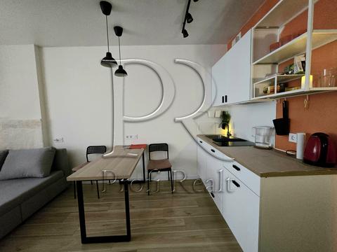 квартира по адресу Полевая ул., 73