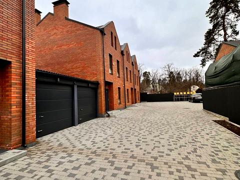 будинок за адресою Яснополянська вул., 34