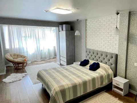 квартира за адресою Степана Дем'янчука вул., 1а