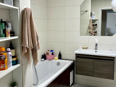 квартира за адресою Степана Дем'янчука вул., 1а