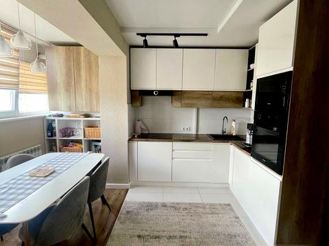 квартира за адресою Степана Дем'янчука вул., 1а