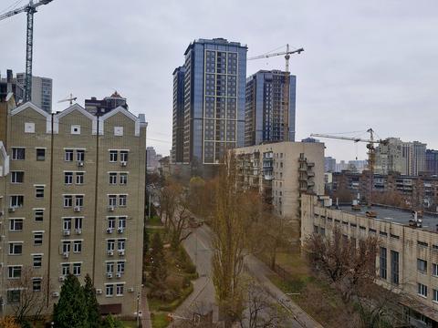 квартира за адресою Івана Федорова вул., 9