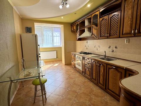 квартира по адресу Зодчих ул., 4