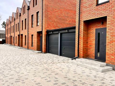 будинок за адресою Яснополянська вул.