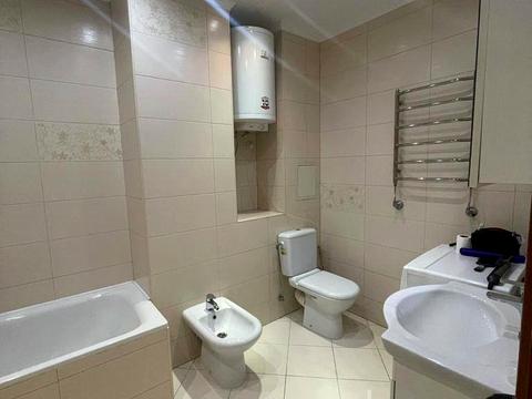 квартира за адресою Київ, Почайнинська вул., 25/49