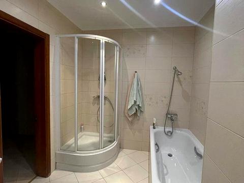 квартира за адресою Київ, Почайнинська вул., 25/49