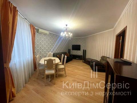 квартира за адресою Київ, Почайнинська вул., 25/49