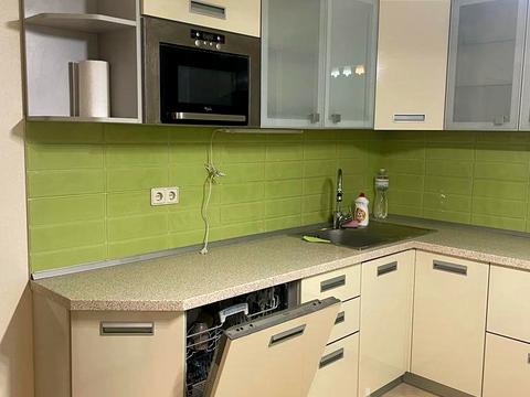 квартира за адресою Київ, Почайнинська вул., 25/49