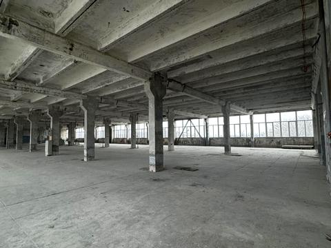 комерційна за адресою Лаврська вул. (Січневого Повстання), 14