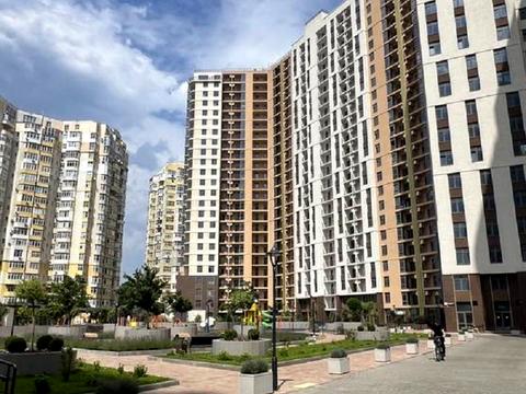 квартира за адресою Краснова вул., 3