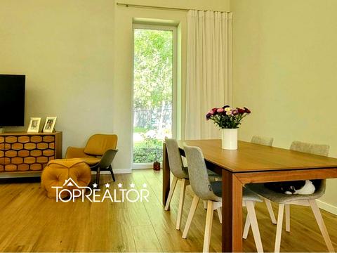 будинок за адресою Центральна