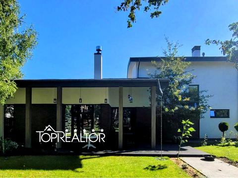 будинок за адресою Центральна