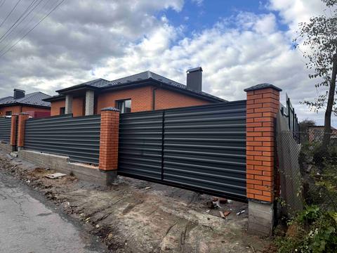 дом по адресу Лесі Корбаса, 4