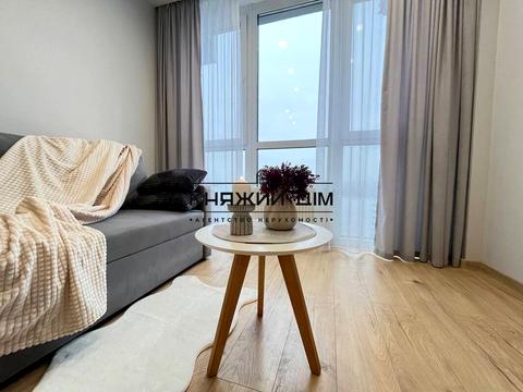 квартира за адресою Київ, Дніпровська набережна вул., 17-К