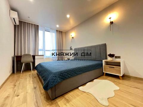 квартира за адресою Київ, Дніпровська набережна вул., 17-К