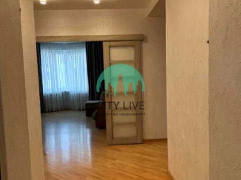 квартира за адресою Тролейбусна вул., 28