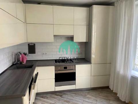 квартира за адресою Тролейбусна вул., 28