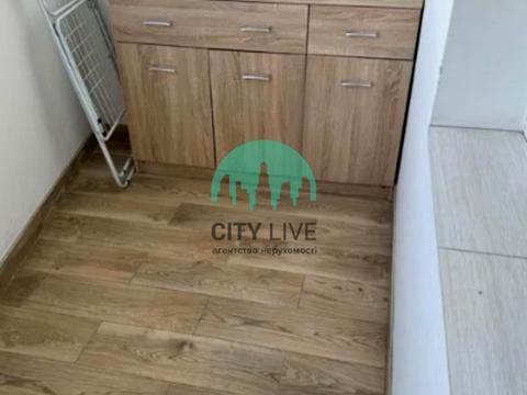 квартира за адресою Тролейбусна вул., 28