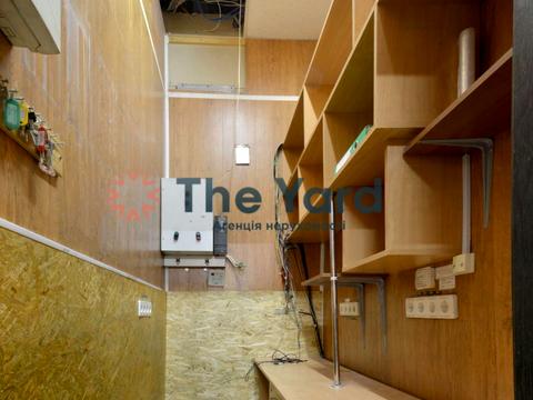 комерційна за адресою Саксаганського вул., 120