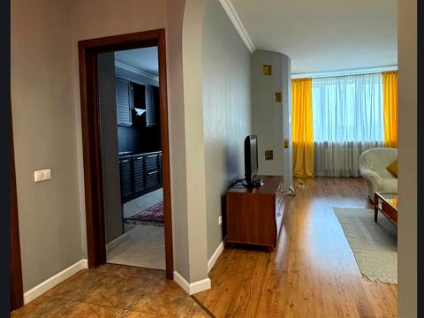 квартира по адресу Голосеевский просп. (40-летия Октября), 68