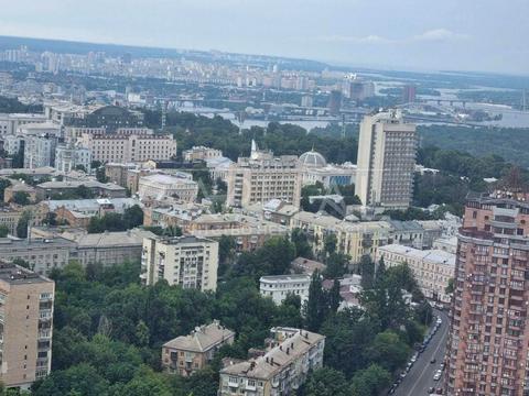 коммерческая по адресу Кловский спуск (Кловський), 7a