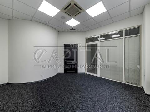 комерційна за адресою Січових Стрільців вул. (Артема), 50