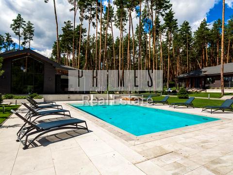 будинок за адресою Шкільна вул., 12