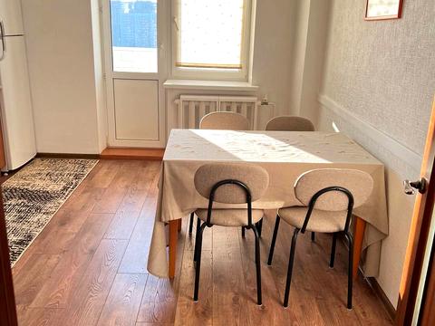 квартира за адресою Анни Ахматової вул., 35-А