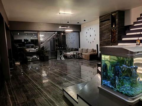 будинок за адресою Дачна