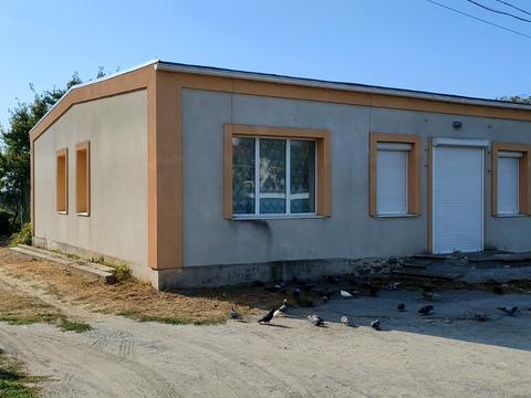 комерційна за адресою Героїв Небесної Сотні вул. (Карла Маркса), 9