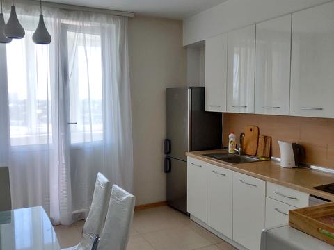 квартира за адресою Феодосійська вул., 3-В