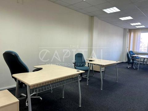 комерційна за адресою вул. Польова, 24 д