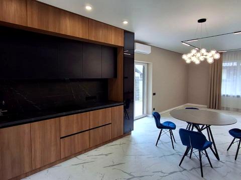 дом по адресу Успішна