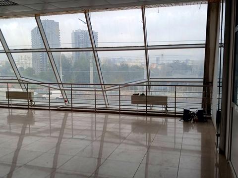 комерційна за адресою Вадима Гетьмана вул., 48а